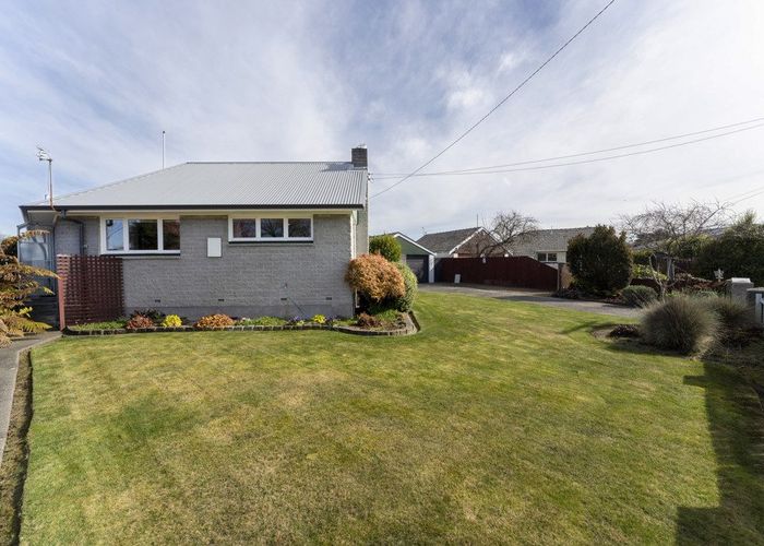  at 11 Dymock Place, Bishopdale, Christchurch