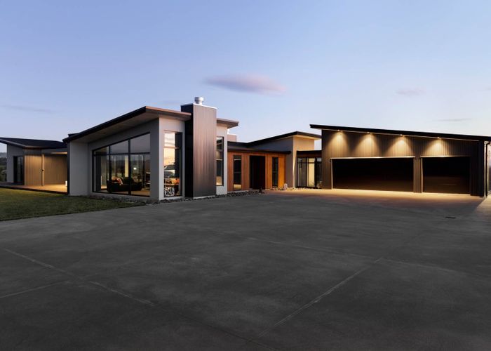  at 15 Loxton Lane, Paerata, Pukekohe