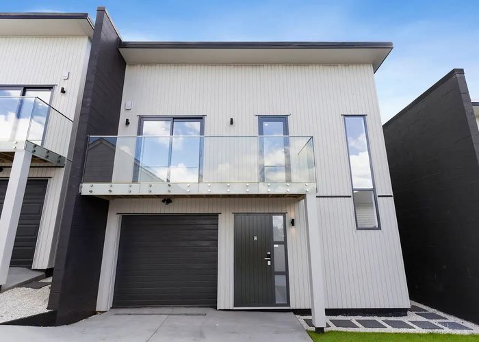  at 32C Apirana Avenue, Glen Innes, Auckland
