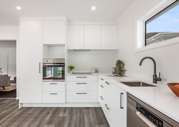  at 52 Lees Grove, Wainuiomata, Lower Hutt, Wellington