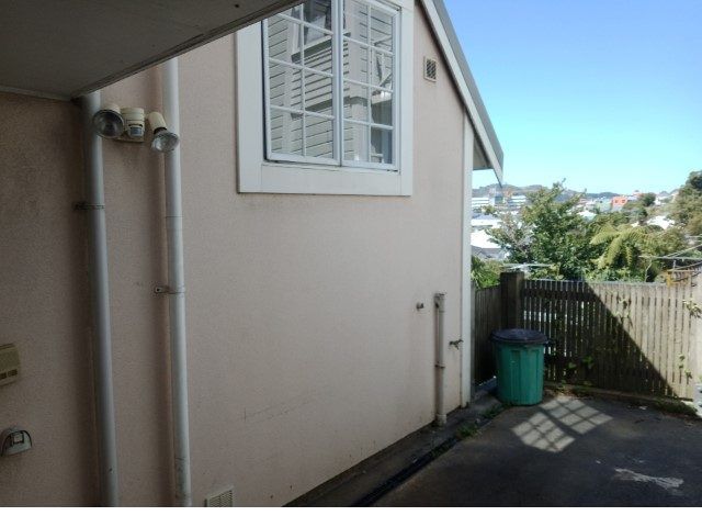  at 2/97 Tasman Street, Mount Cook, Wellington, Wellington