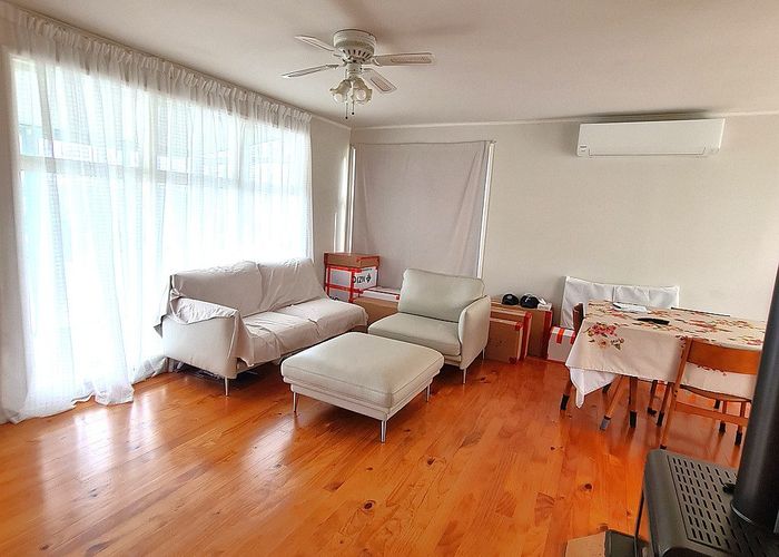  at 1/51 Park Road, Glenfield, North Shore City, Auckland