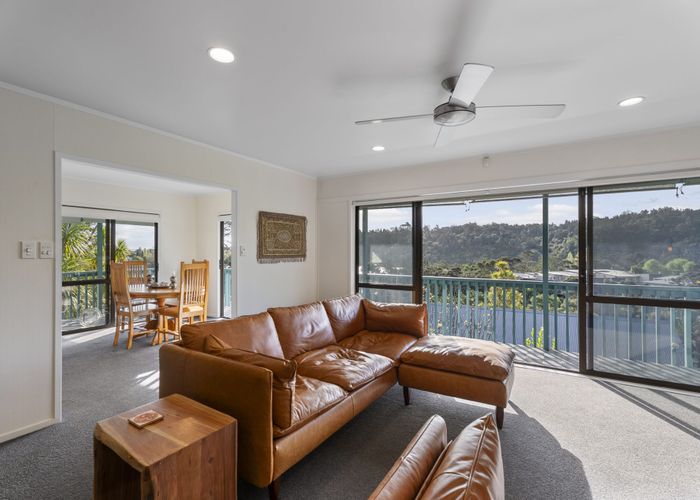  at 63 Pemberton Avenue, Bayview, North Shore City, Auckland