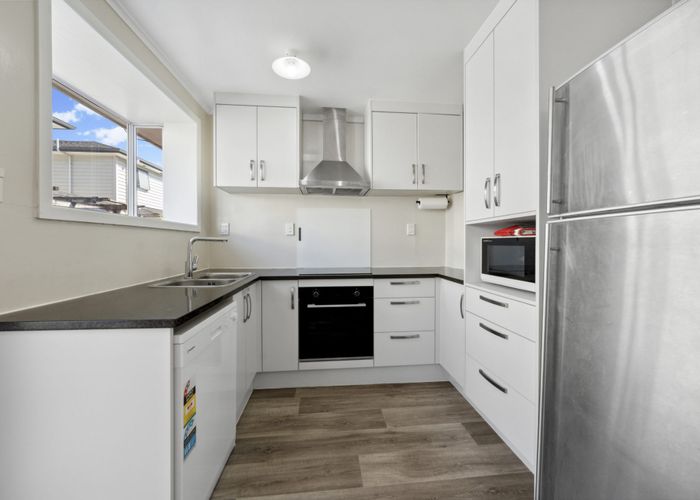  at 2/50 Ferndale Road, Mount Wellington, Auckland City, Auckland