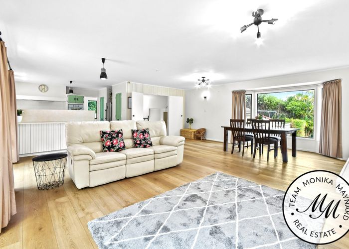  at 8 Deodar Place, Totara Heights, Manukau City, Auckland