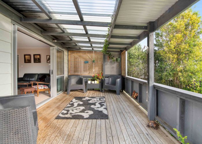  at 6 Parakai Avenue, Parakai, Helensville