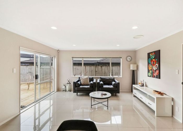  at 26 Riviera Drive, Flat Bush, Auckland