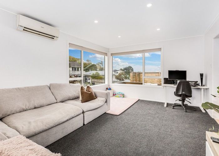  at 10 Christchurch Crescent, Kelson, Lower Hutt, Wellington