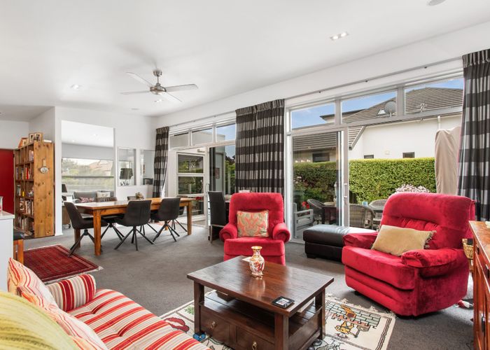  at 6 Brookfield Drive, Northwood, Christchurch