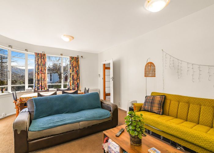  at 90 Signal Hill Road, Opoho, Dunedin