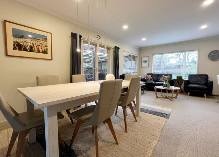  at 13 Hastings Place, Hamilton Lake, Hamilton