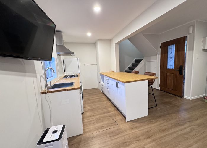  at 4/1214 New North Road, Mount Albert, Auckland City, Auckland