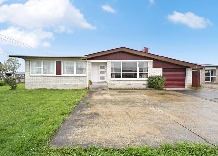  at 62 Prisk Street, Melville, Hamilton