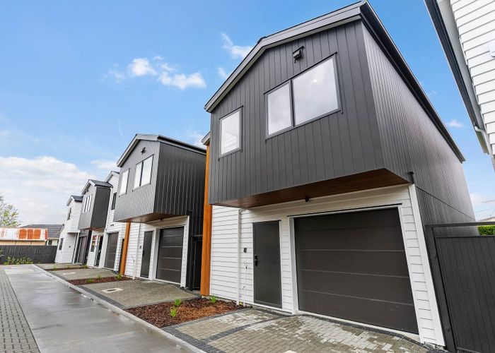  at Lot 1-5/118 Chivalry Road, Glenfield, North Shore City, Auckland