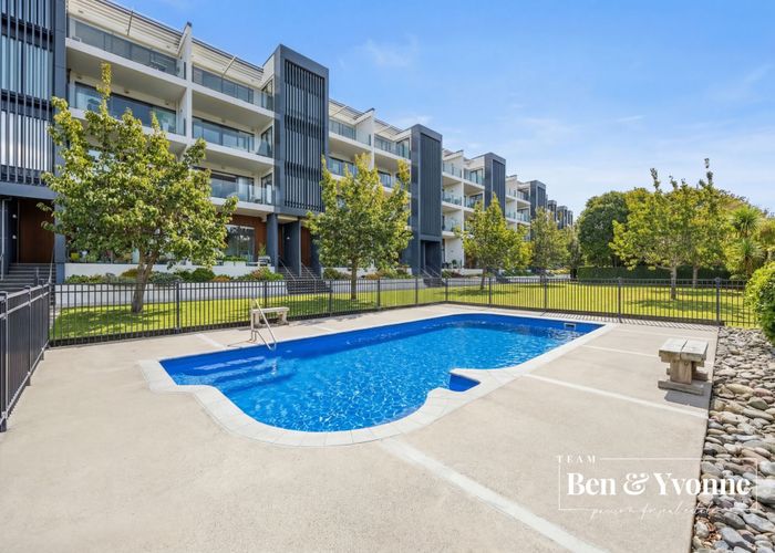  at 107/8 Thompson Park Road, Mount Wellington, Auckland City, Auckland