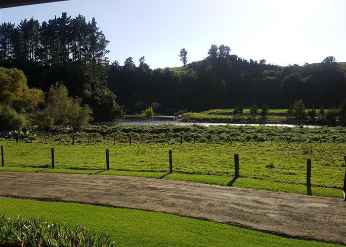  at 371C Mangorei Road, Merrilands, New Plymouth