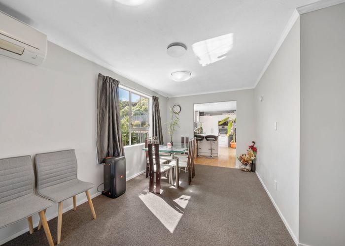  at 5 Montserrat Place, Grenada Village, Wellington, Wellington