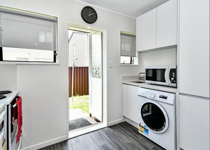  at 3/6 Maru Road, Takanini, Papakura, Auckland