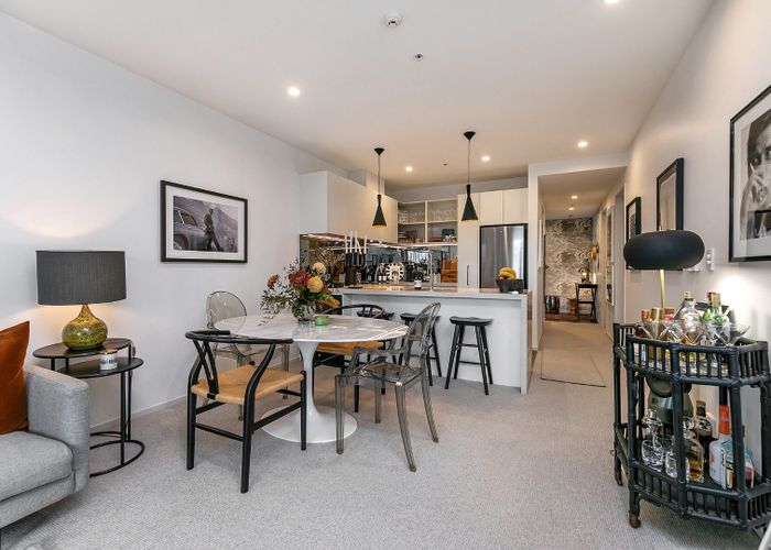  at 204/25-27 Enfield Street, Mount Eden, Auckland City, Auckland