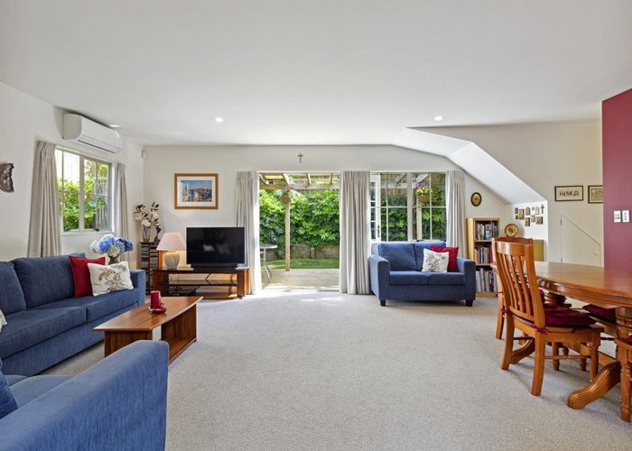  at 3/24 Wernham Place, Northcote, North Shore City, Auckland