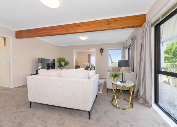  at 19 White Heron Drive, Massey, Waitakere City, Auckland