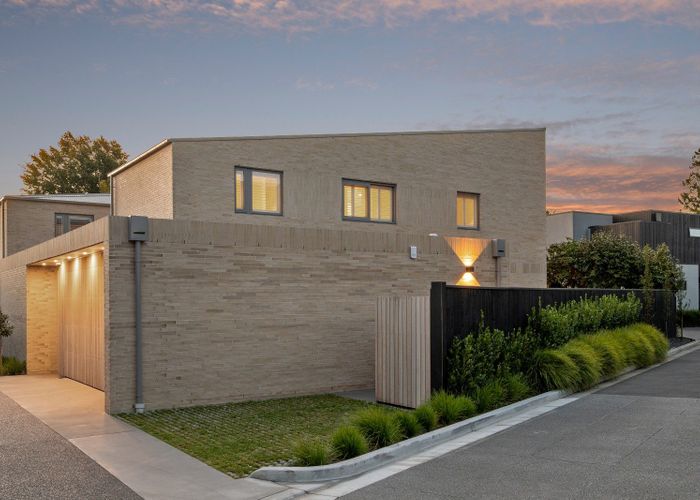  at 1/88B Hinau Street, Fendalton, Christchurch City, Canterbury
