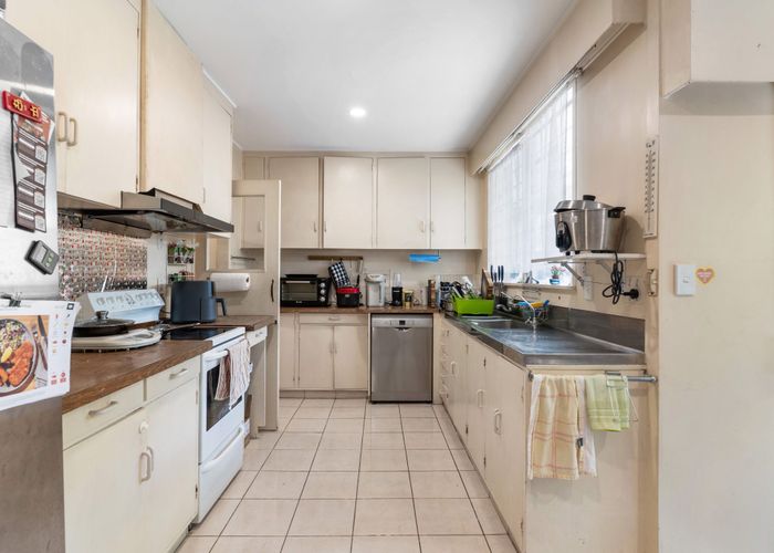  at 92 Gillies Avenue, Epsom, Auckland City, Auckland