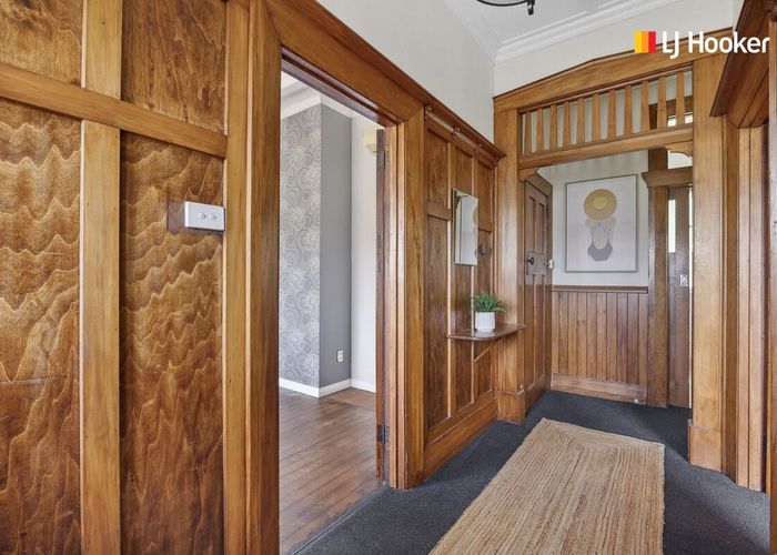  at 32 Adderley Terrace, Ravensbourne, Dunedin, Otago