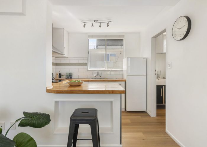  at 12/76 Freyberg Street, Lyall Bay, Wellington