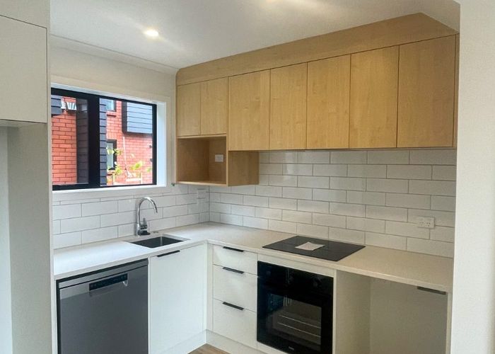  at 14/13 Brough Rd, Manurewa, Manukau City, Auckland