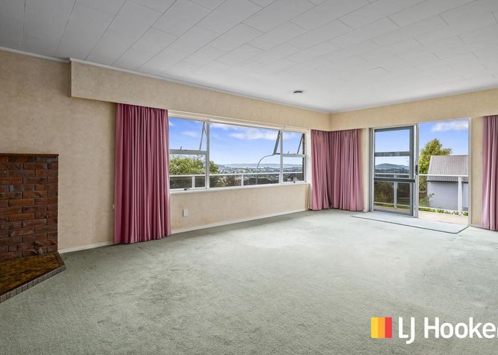  at 2 Haratua Place, Springfield, Rotorua