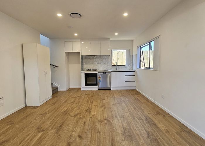  at 5/16 Clark Road, Pahurehure, Papakura, Auckland