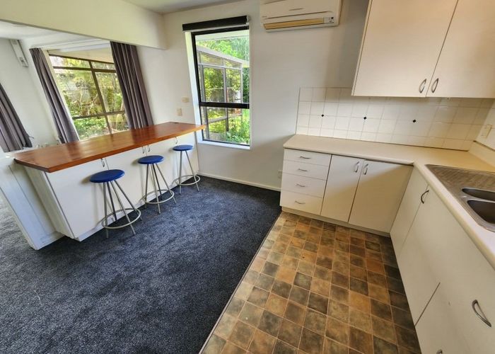 at 2/156 Hendersons Road, Hoon Hay, Christchurch