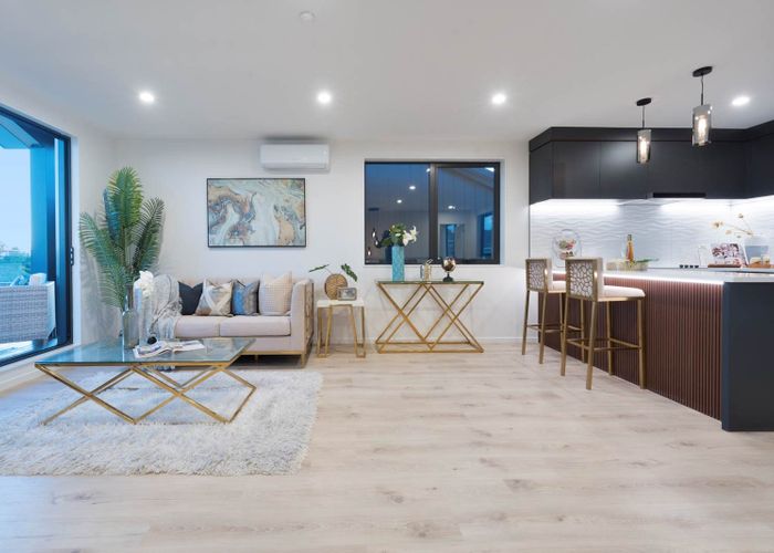  at 8B Hadfield Street, Beach Haven, North Shore City, Auckland