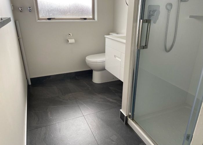  at 3 Swan Lane, Henderson, Waitakere City, Auckland