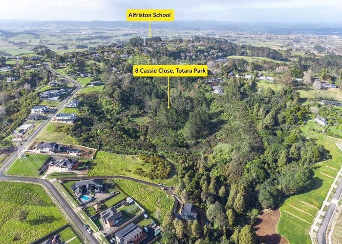  at 8 Cassie Close, Flat Bush, Manukau City, Auckland