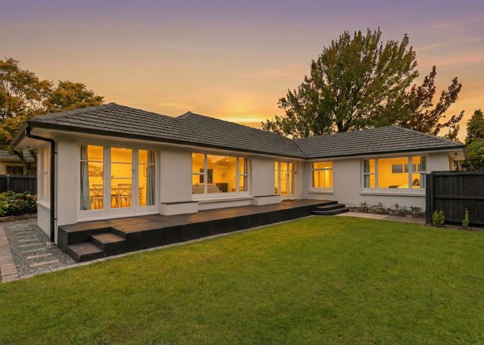  at 11 Ford Road, Opawa, Christchurch City, Canterbury