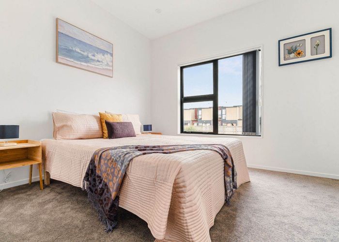  at Lot 5, 32 Tapuwae Way, Mangere Bridge, Manukau City, Auckland