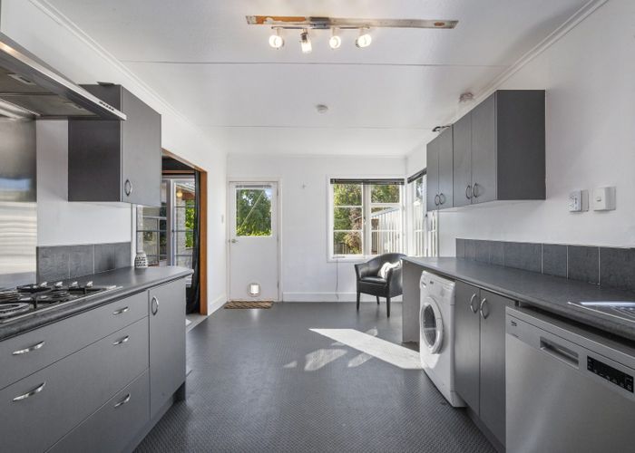  at 8 Hillview Crescent, Taumarunui, Ruapehu, Manawatu / Whanganui