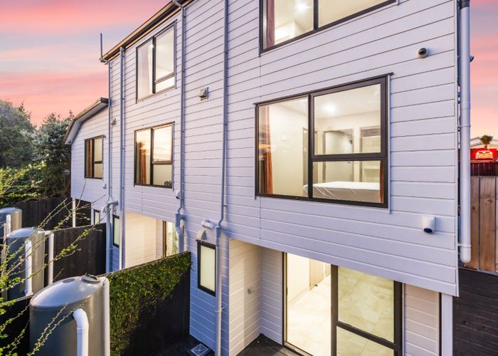  at 6/243 Mount Albert Road, Sandringham, Auckland City, Auckland