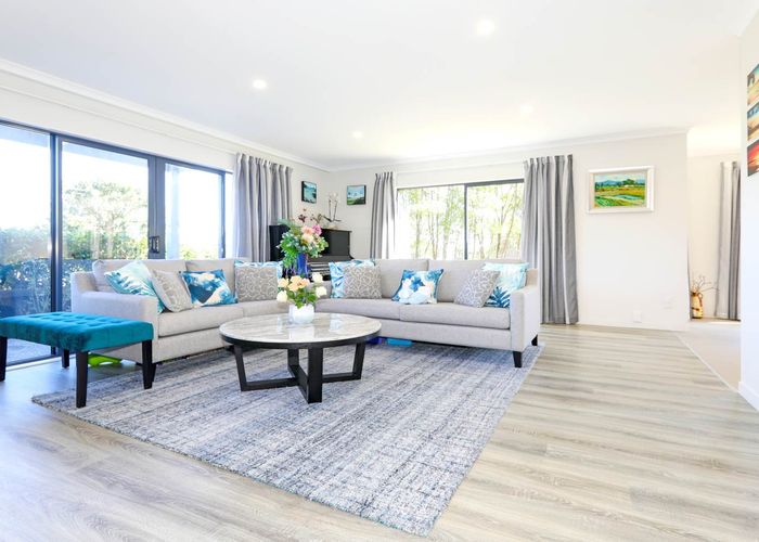  at 8 Joseph Street, Flat Bush, Auckland