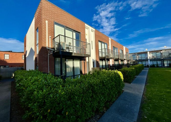  at 21/17 Bunyan Street, Waltham, Christchurch