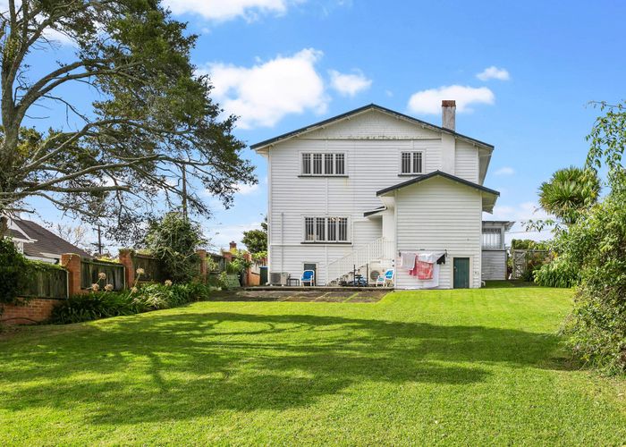  at 32 Upland Road, Remuera, Auckland