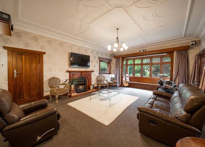 at 385 Queens Drive, Windsor, Invercargill