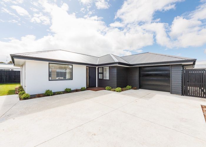  at 4 Bristol Crescent, Roslyn, Palmerston North