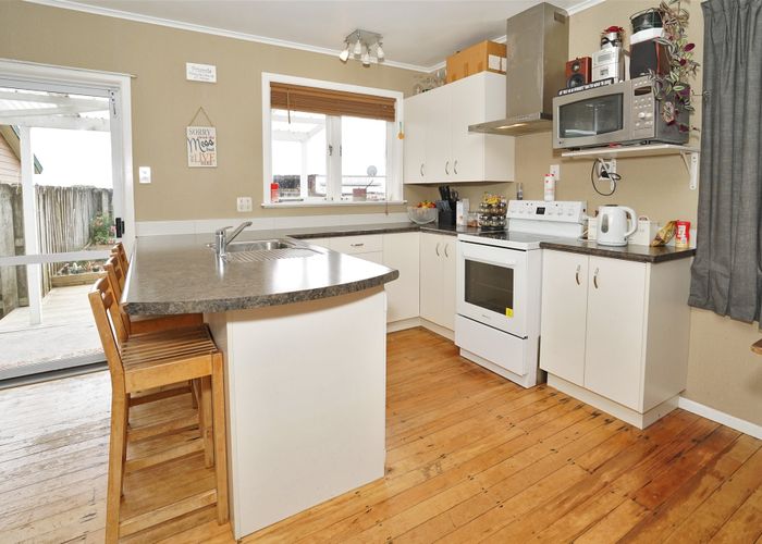  at 43 Sheridan Street, Silverdale, Hamilton