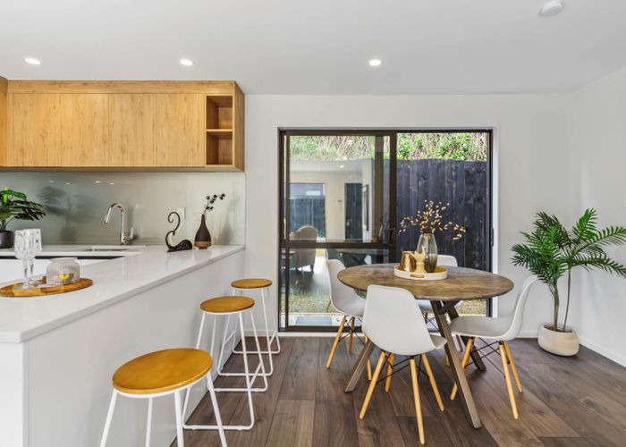  at 27D BUSBY Street, Blockhouse Bay, Auckland