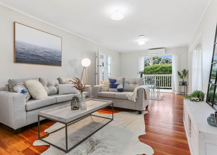  at 16 McCracken Road, Mount Wellington, Auckland