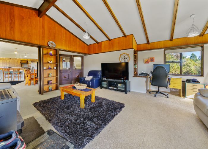  at 490E Main Road North, Timberlea, Upper Hutt