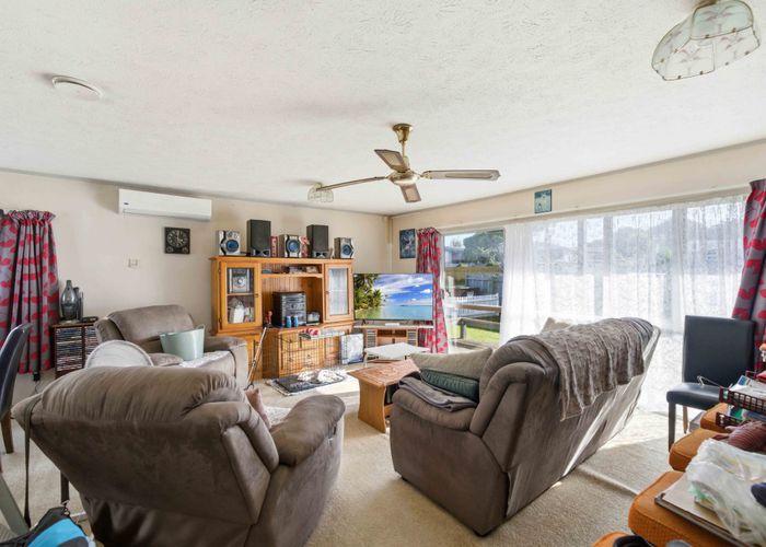  at 20 Justamere Place, Weymouth, Manukau City, Auckland